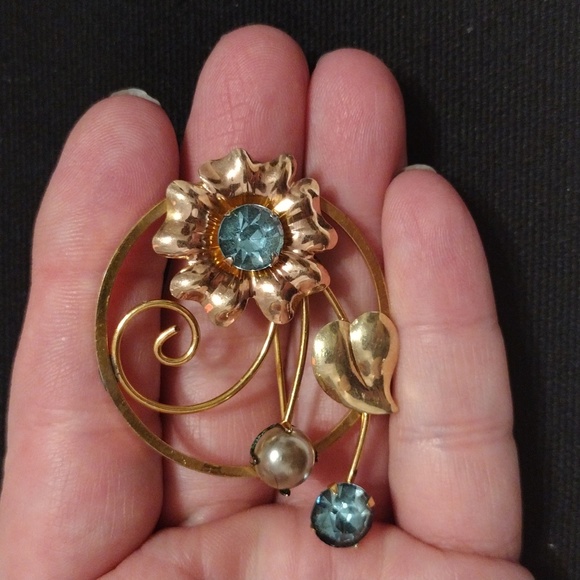 40's Retro Bal Ron 12K GF Flower & Aquamarine Rhinestone Brooch - Picture 2 of 5
